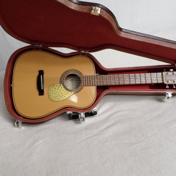 Adorable American Girl Doll Guitar & Case - Picture 7 of 10